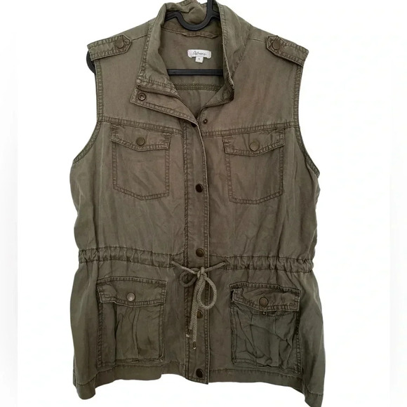 5/20$ Reitmans Olive Green Utility  Vest size 11 - Picture 1 of 6